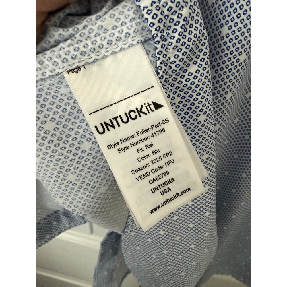 UNTUCKit Fuller Performance Shirt Men M Blue Geometric Relaxed Fit Preppy Travel - Picture 5 of 9